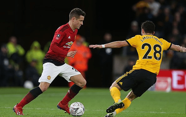 了中途换帅 了中途换帅