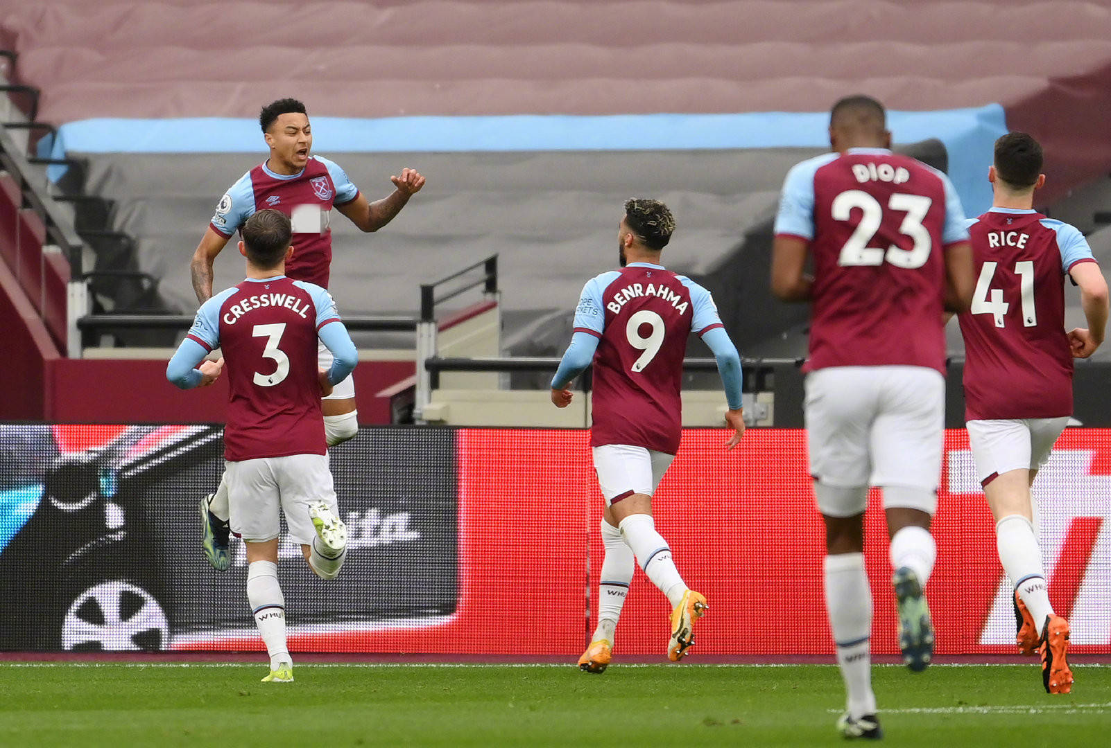 她在关键局 她在关键局